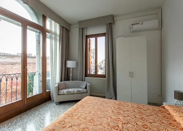 Canaletto Apartments